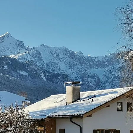 Lieblingsplatz 3 Gartenwohnung * Garmisch-Partenkirchen